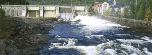 ”Överväg mål om ökad produktion från vattenkraft”